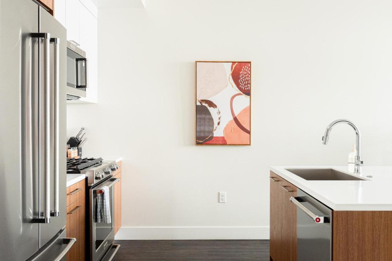 Modern Allure Lifestyle - City View - Zuni Lofts Denver Exterior photo